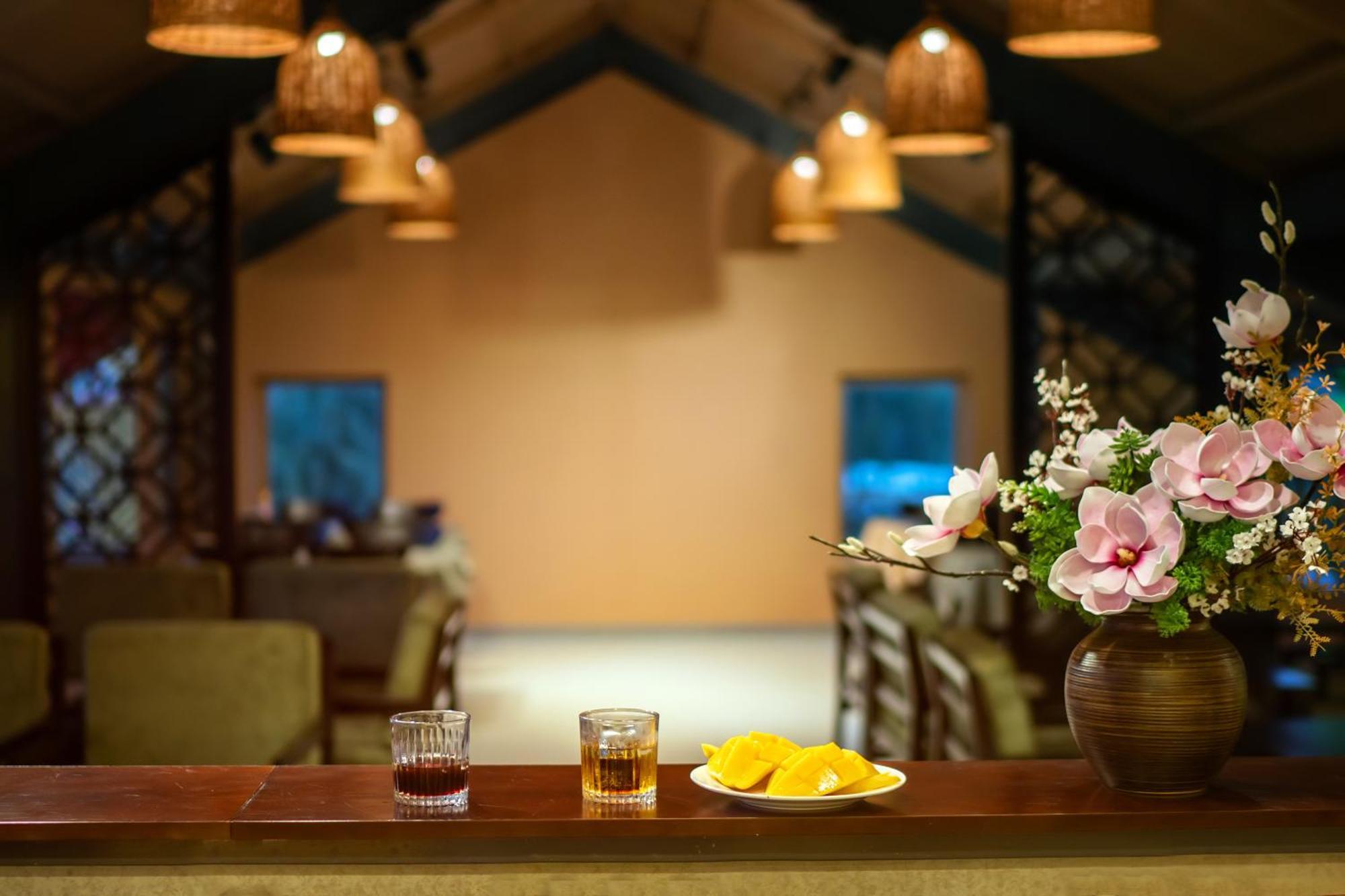 The Linh Seaside Villa Хой Ан Екстериор снимка
