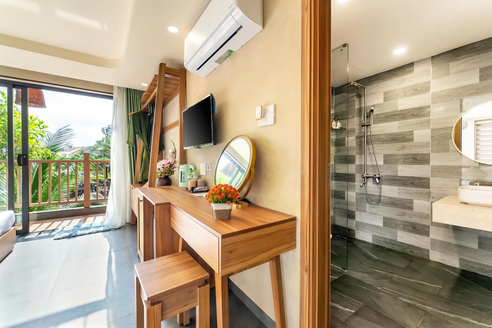 The Linh Seaside Villa Хой Ан Екстериор снимка